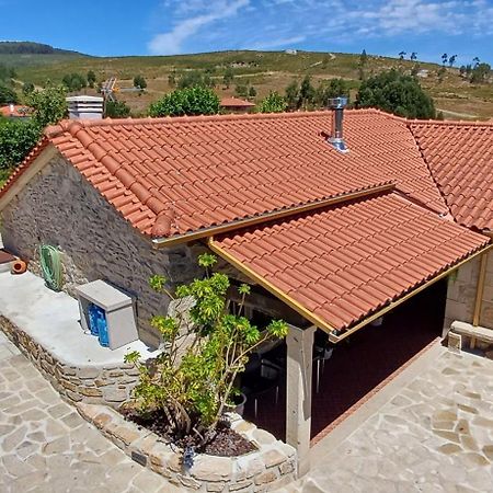 Вилла Casa Da Rosa Porreiras Паредиш-ди-Кора Экстерьер фото